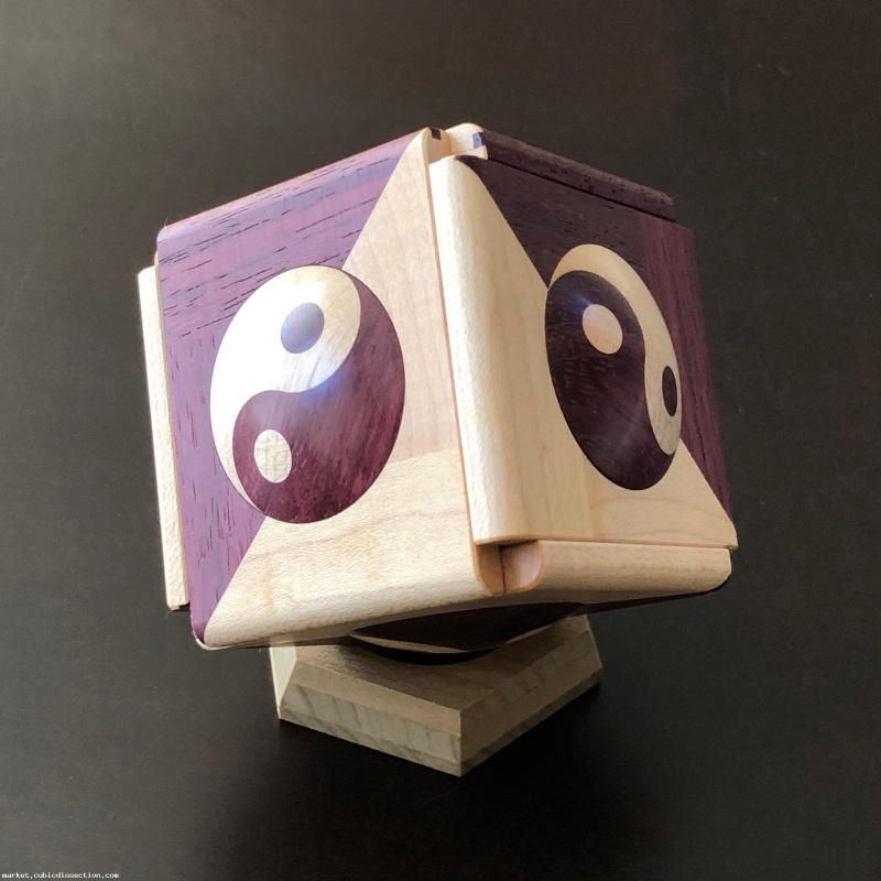 Yin-Yang - Rare version- Karakuri Box by Kawashima