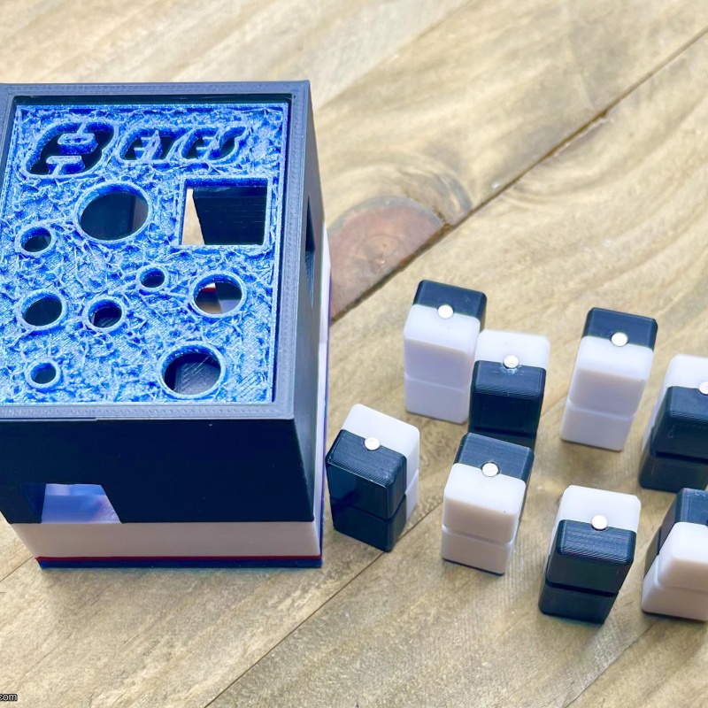 8 Eyes Packing Puzzle