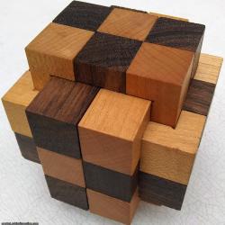 Checkered Burr (18 pieces)