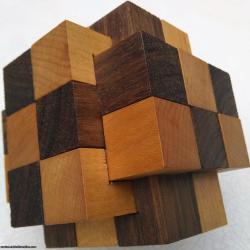 Checkered Burr (18 pieces)