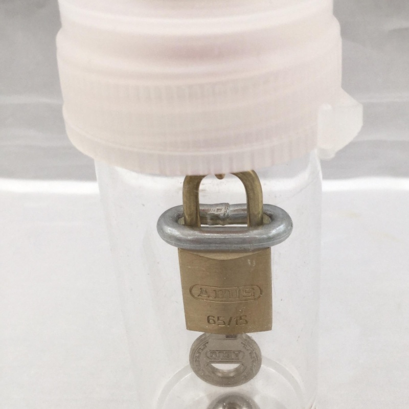 Exchange bottle