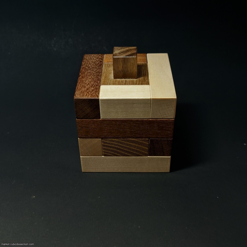 Rotacube by Lucie Pauwels