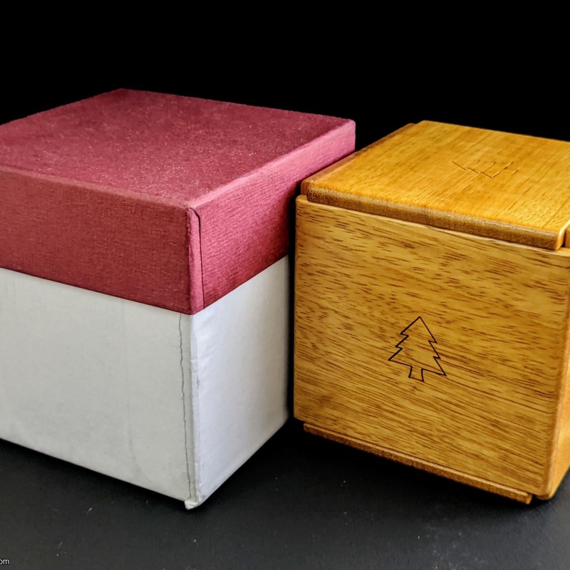Hiroshi Iwahara - Box with 5 trees - RF-63