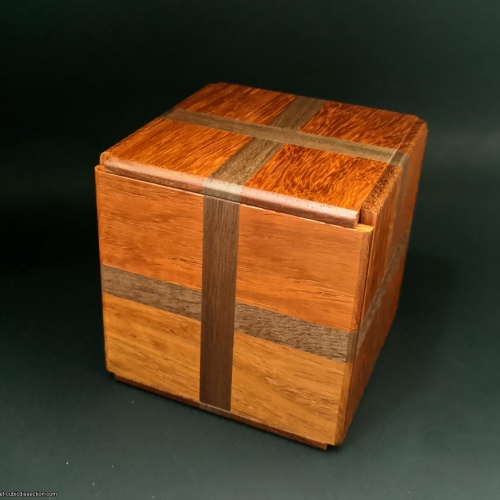 New Secret Box Ⅱ-1 M-39-1 by Akio Kamei