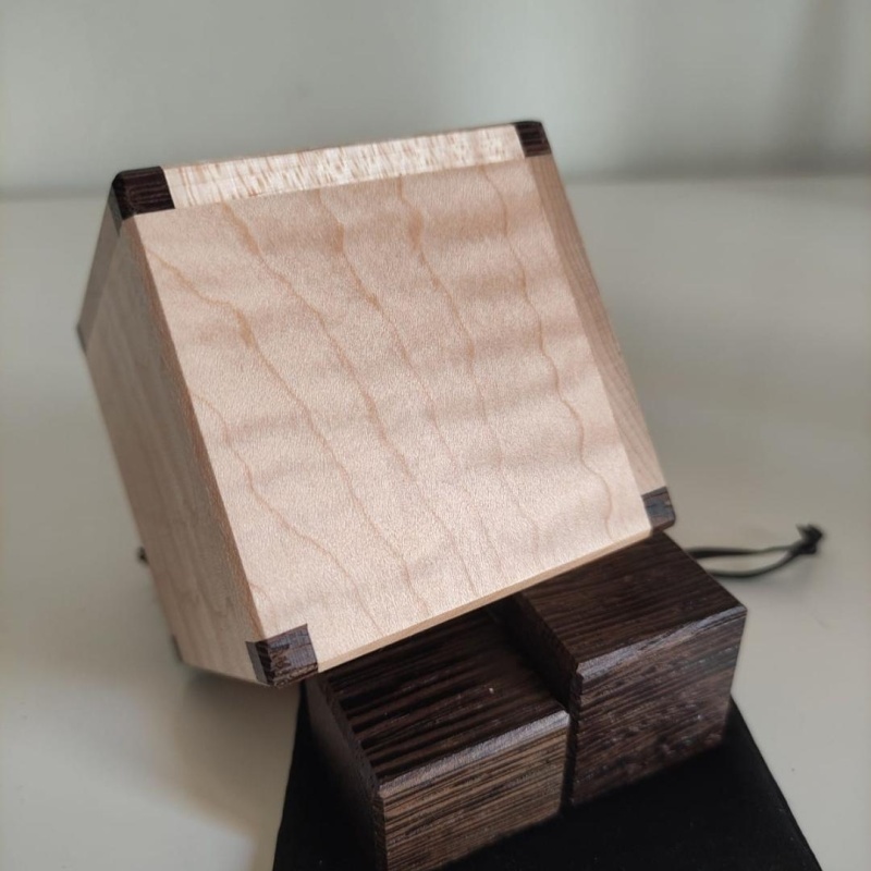 Six Slabs by Brendan Perez/Cubic Dissection