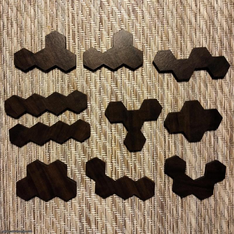 Shiura's Daily Hex (calendar packing puzzle)