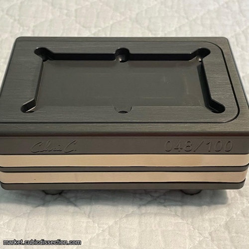 Billard by Chris Cormier