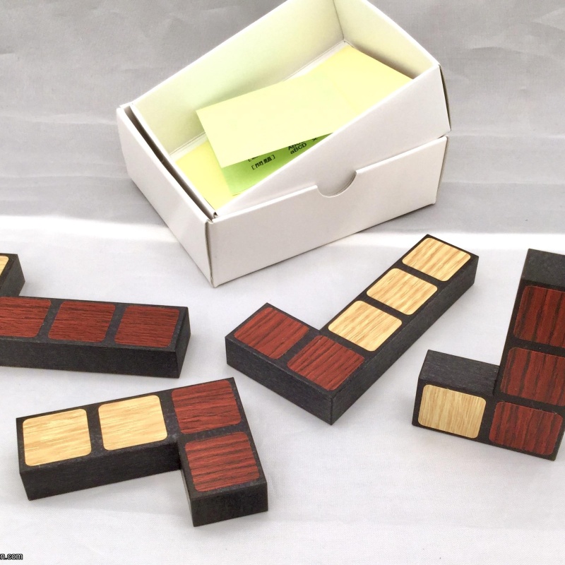 identica-L episode I