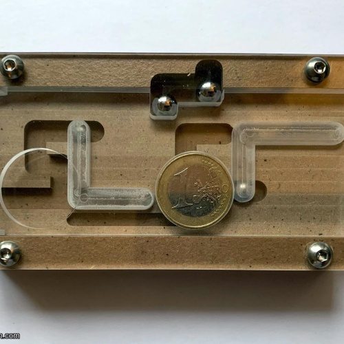 4 Steps Visible Lock by Robrecht Louage