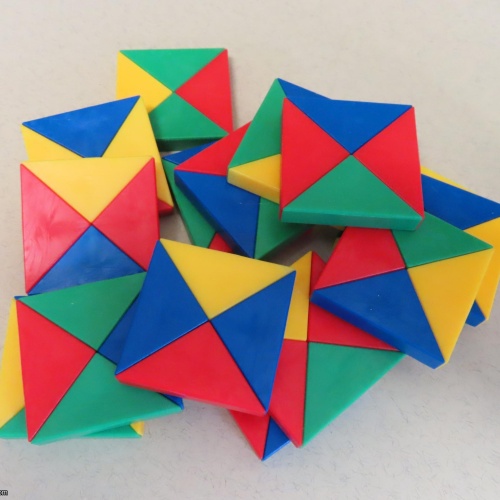 Heads & Tails Pyramid (IPP25 exchange)