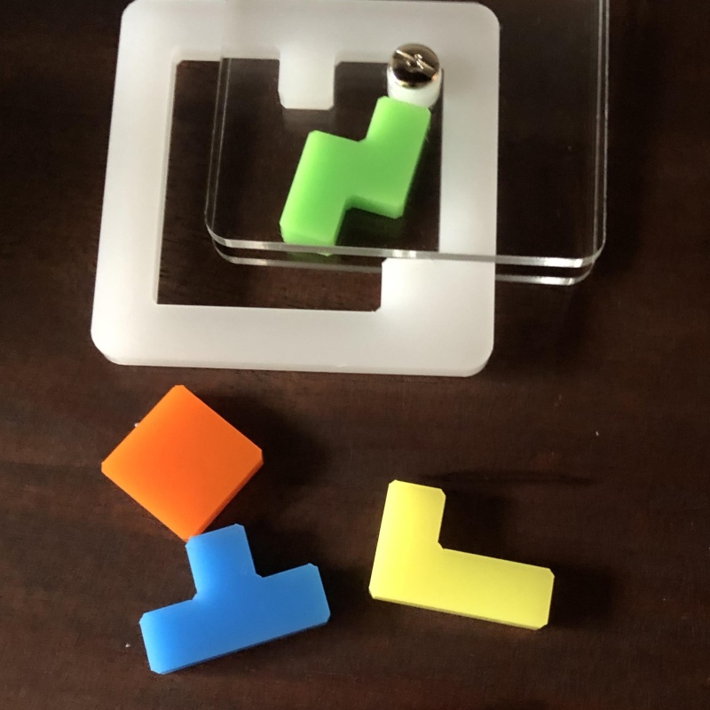 Tetra Spinner by Mineyuki Uyematsu (MINE)