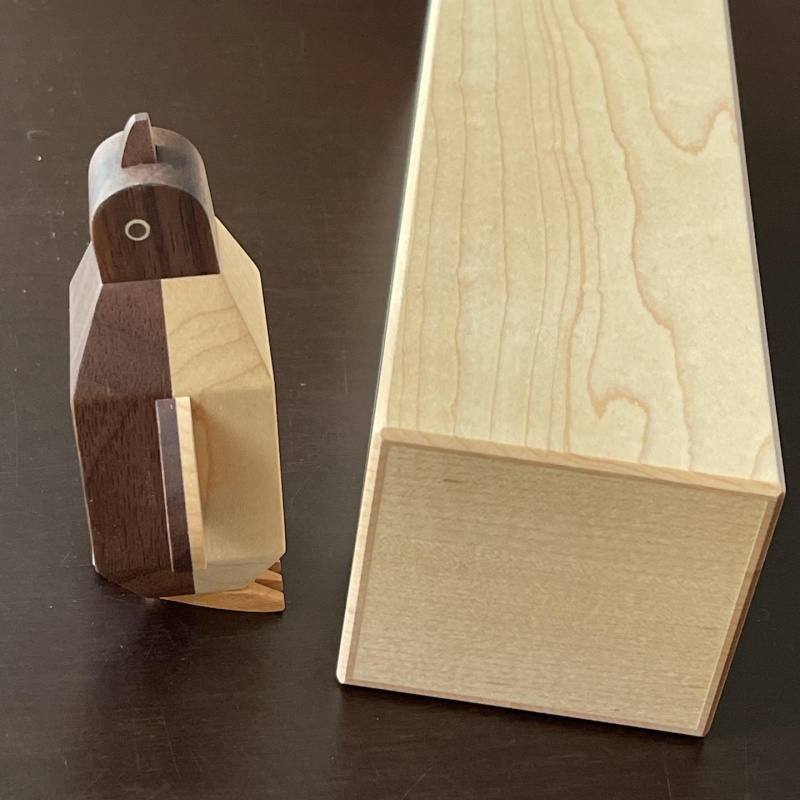 Karakuri Penguin Box