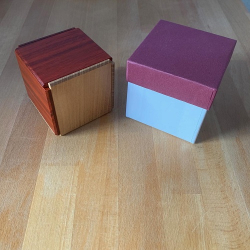 Aquarius Box (Small) [RF-66] by Hiroshi Iwahara