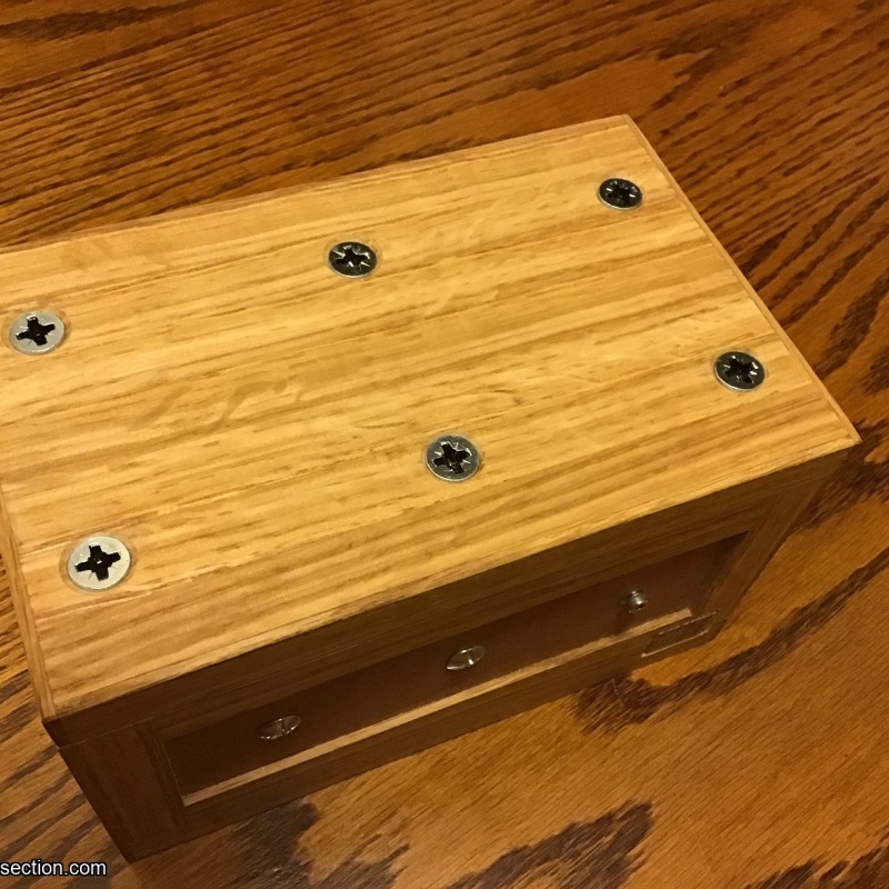 Red Herring Box 2.0, Copy #007