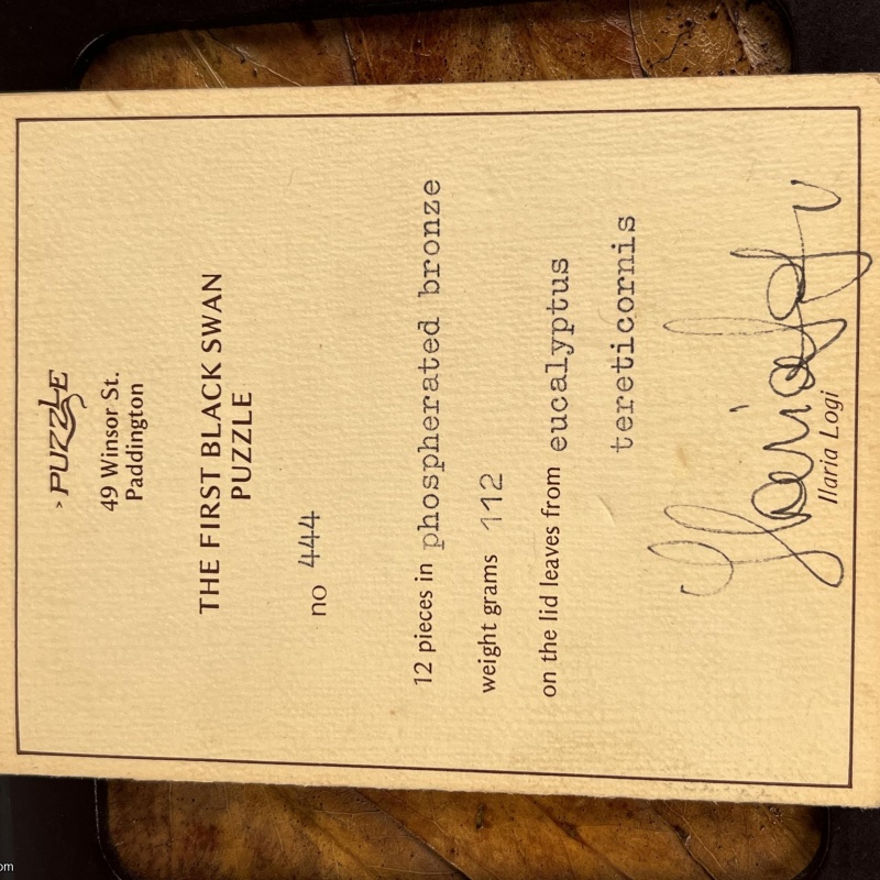 The First Black Swan Puzzle - Australia 1980 - Bronze -  Ilaria Logi