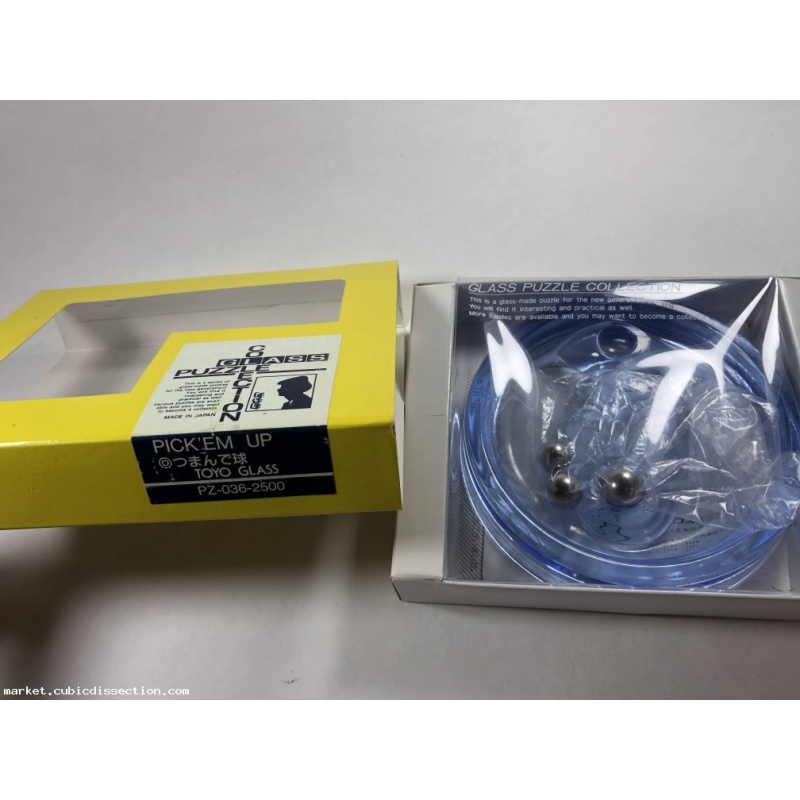 Toyo Glass Puzzle Pick Em Up Dexterity w/ Box