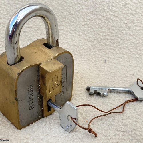 metal trick lock "10 lvrs"