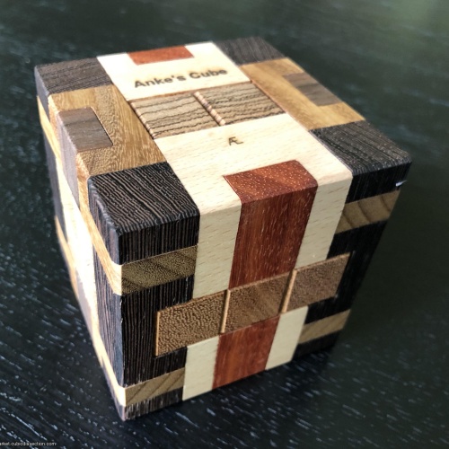 Anke's Cube by Alfons Eyckmnans