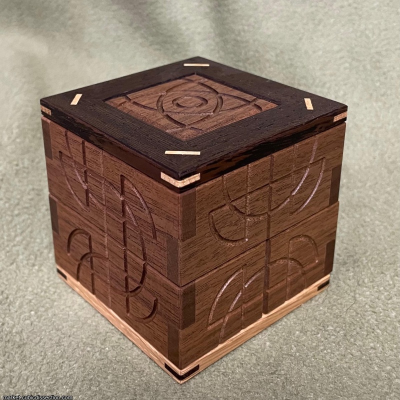 L Cube (White and Black)