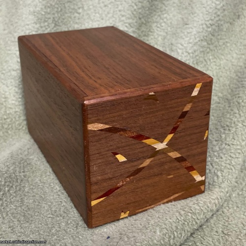 Creative Secret Box M&W