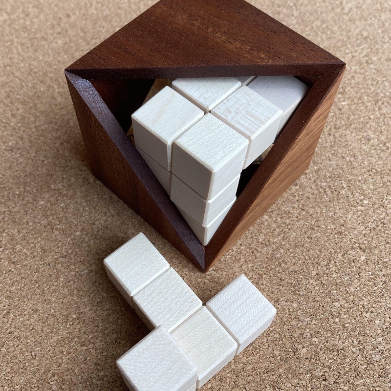 Triangle Ring 3
