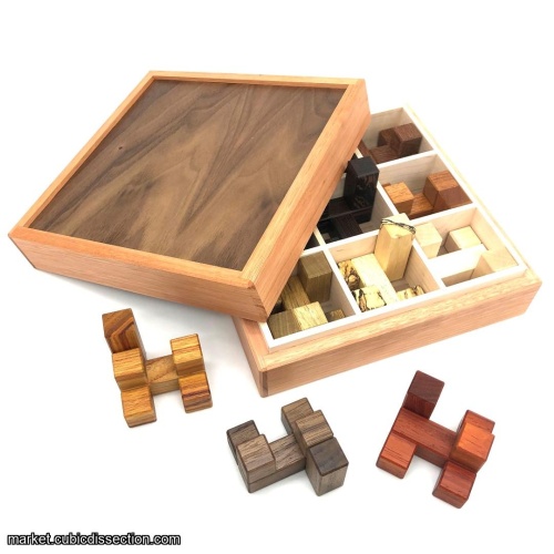 Reticulated Cubes by Lee Sallows (RPP)