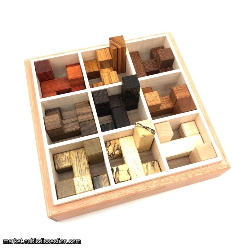 Reticulated Cubes by Lee Sallows (RPP)