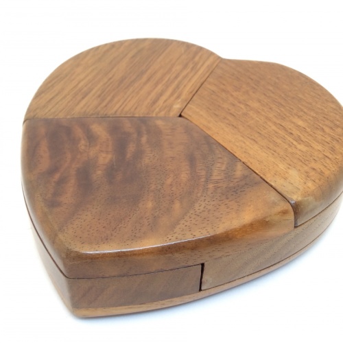 Coordinate Motion Heart Puzzle box