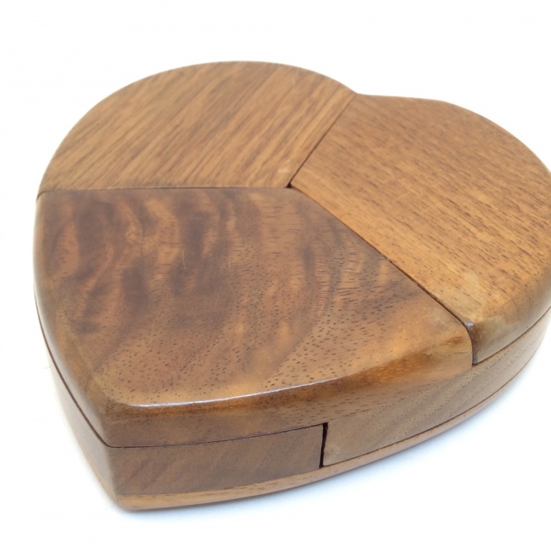 Coordinate Motion Heart Puzzle box