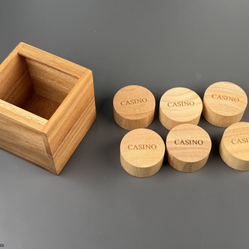 Casino Packing Puzzle - Wood