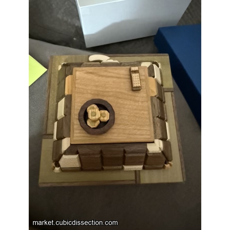 Mysterious Kotatsu idea contest lottery