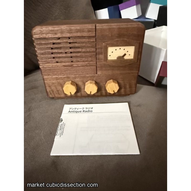 Antique radio karakuri