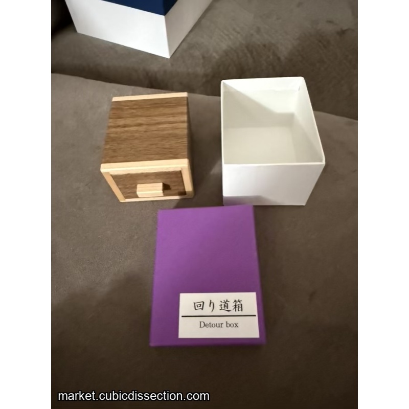 Karakuri detour box