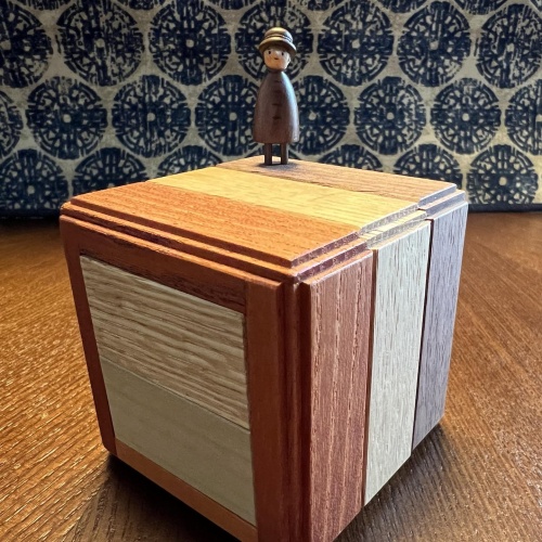 Bara-Bara Box (Philosopher)