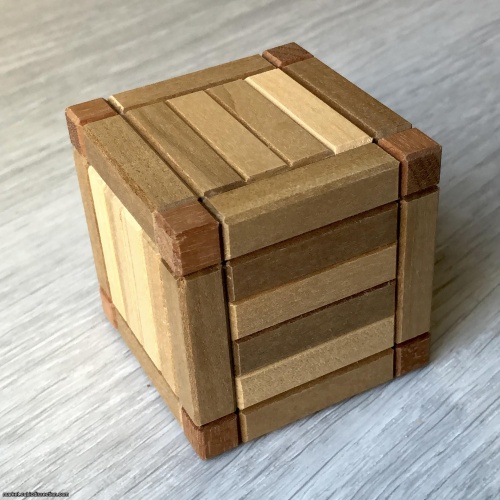 REMA Cube by Hidekuni Tamura