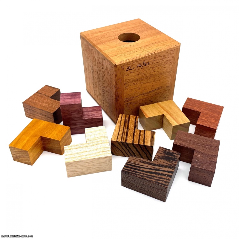 Letter Box by Pit Khiam Goh Oddball