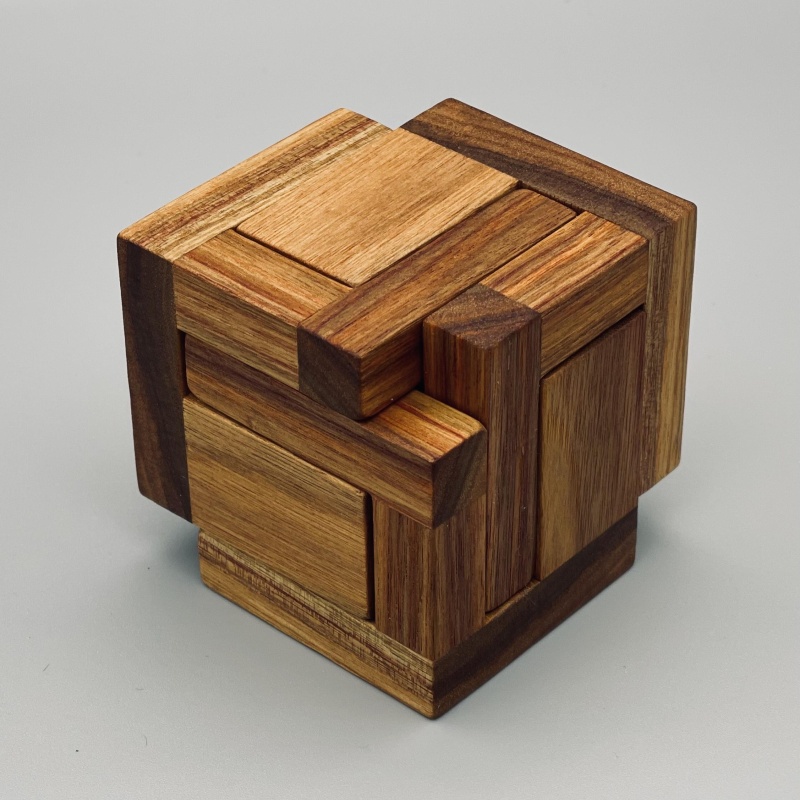 Lock Nested Cube (Lensch / Cohen)