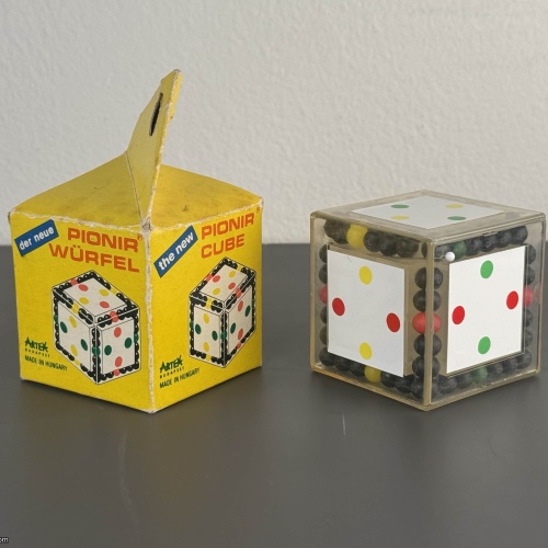 Pionir Cube with Original Box