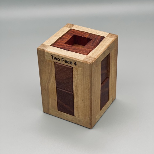 Two Face 4 by Alfons Eyckmans