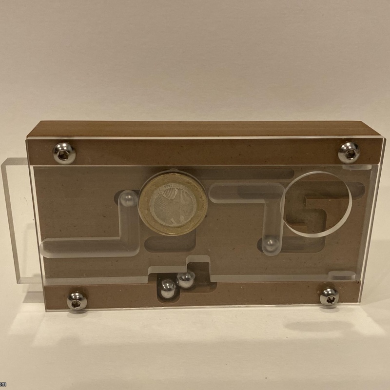 4 Steps Visible Lock by Robrecht Louage