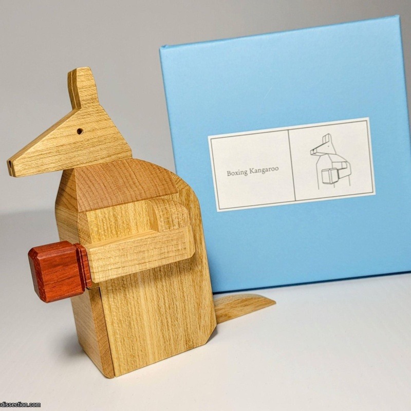 Boxing Kangaroo - Yoh Kakuda