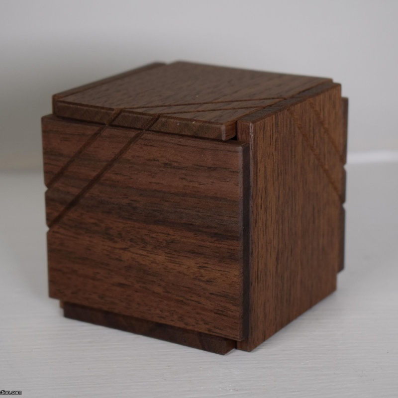Origin Regression Cube - Hideaki Kawashima
