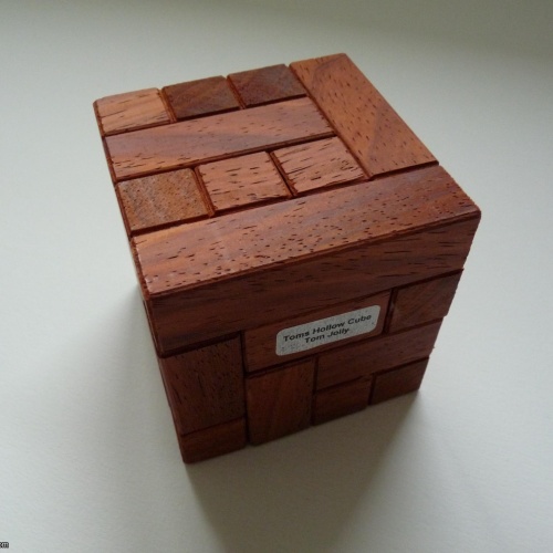 Toms Hollow cube