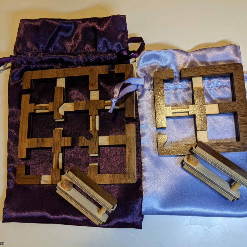 Reversible Maze: Small & Large