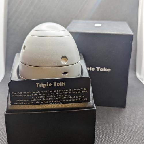 Triple Yolk: Sequential Discovery Puzzle