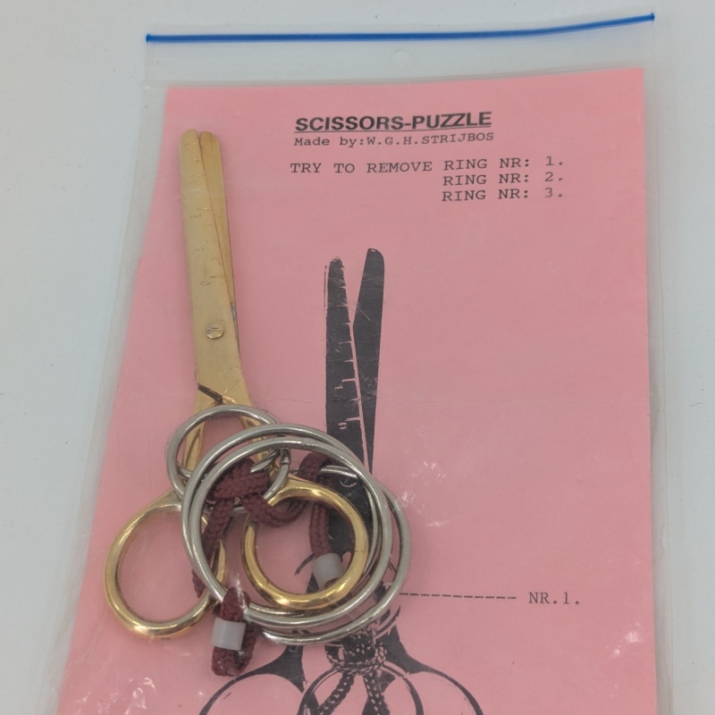 Scissors Puzzle - Wil Strijbos