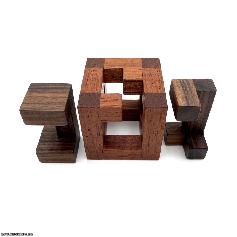 Petit Puzzle by Osanori Yamamoto