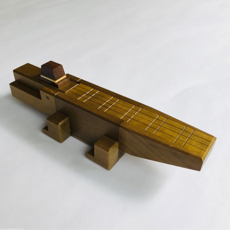 Gentleman Crocodile - 2015 Karakuri Christmas Present