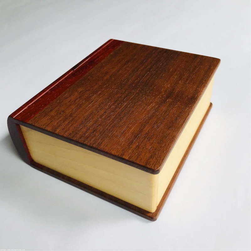 Book - 2015 Karakuri Christmas Present