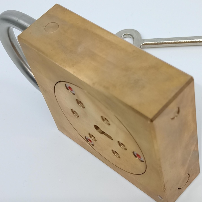 T9 Popplock by Rainer Popp